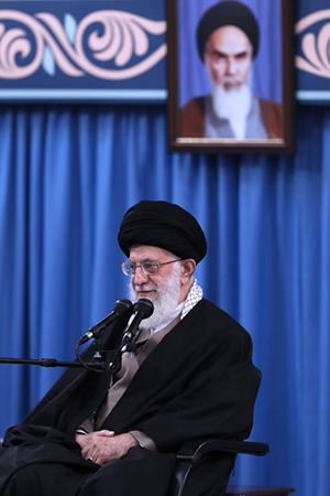 ۱۳۹۷/۰۹/۰۴ - بیانات در دیدار مسیولان نظام و میهمانان کنفرانس وحدت اسلامی