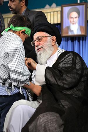 بیانات رهبر انقلاب در دیدار خانوادههای شهدای مرزبان و مدافع حرم