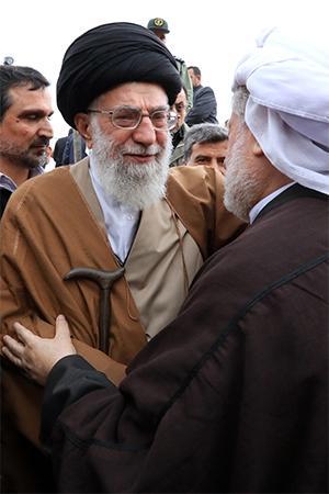 بازدید رهبر انقلاب از روستاهای زلزله زده استان کرمانشاه
