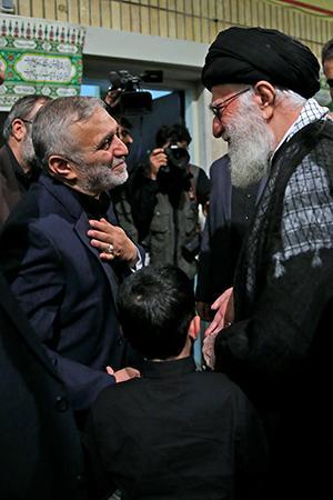 مرثیه سرایی جناب آقای حاج منصور ارضی _ محرم ۹۵