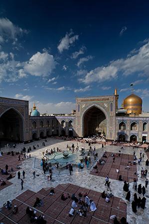صحن گوهرشاد